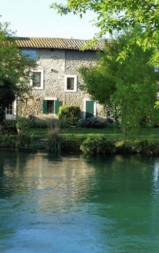 Le Pont Des Aubes – L'Isle-sur-la-Sorgue