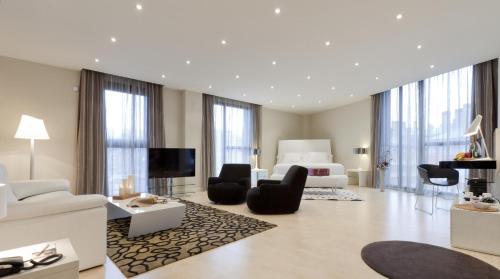 Hotel Gran Bilbao - image 7