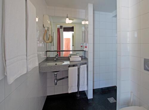 A-Train Hotel - main image