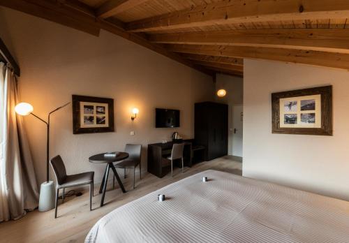 Hotel Maya Caprice - image 6