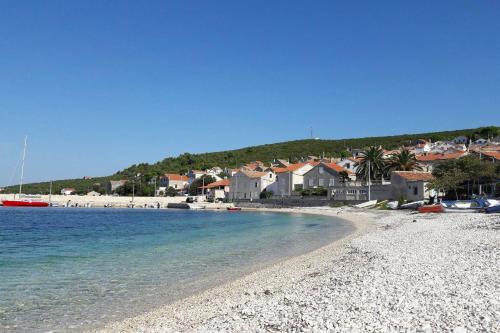 Car free island Unije Gasparini apartments