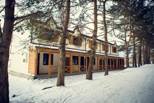 Entrance, Tezh Ler Resort in Shahumyan