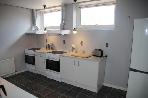 Kitchen, Nykøbing Falster Vandrehjem in Nykobing Falster