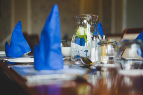 Sunninghill Hotel - image 7