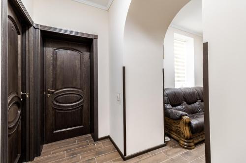 One-Bedroom Apartment image 10