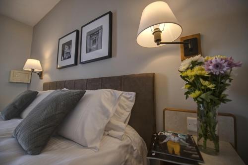 Sliema Chalet Hotel - image 4