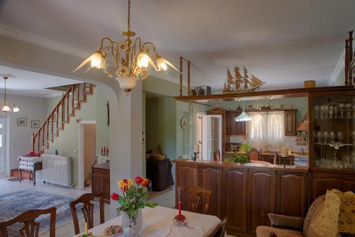  VILLA CHRISTINA in Gastourion