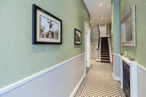 Kensington Gardens Hotel - main image