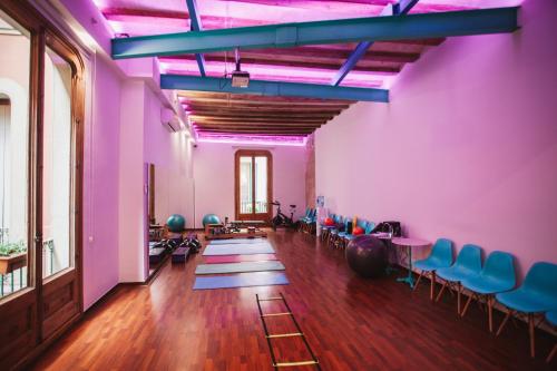 Ramblas Apartments - image 5