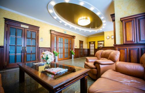 Wellness Hotel - image 5