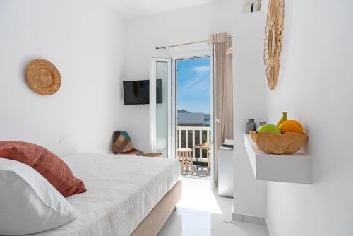 Double Room with Balcony and Sea View room in Central Suites Mykonos