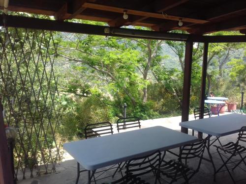 Ikarian Centre - Accommodation & mountain hiking