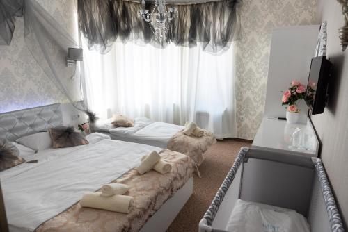 ANTIQUES & GOLD Boutique Hotel - image 14