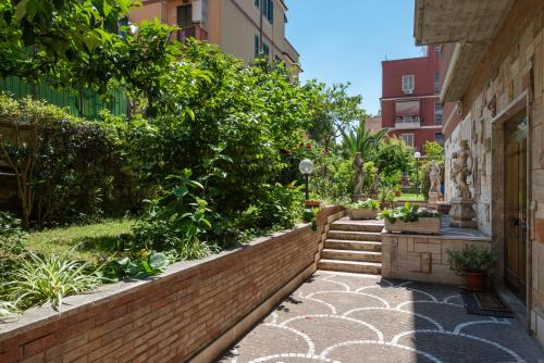 Shabby Chic Flat Monte Mario - image 4