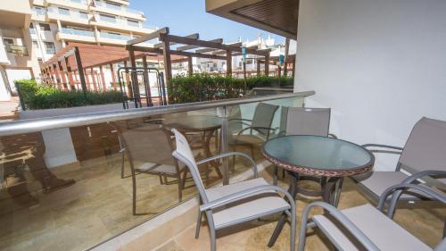 Oprema, Marina Castillo 302 in Villas Puerto
