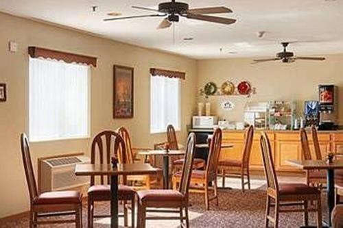 Capri Inn & Suites - Beatrice in Beatrice