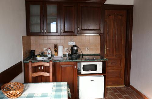 virtuve, Rábagyarmati Apartman II (Rabagyarmati Apartman II) in Rábagyarmat