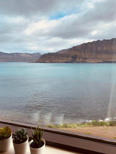 The Cliff Hotel - image 3