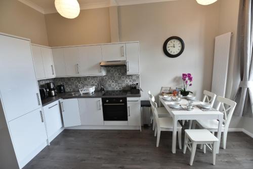 Pleasance Luxury Apartment (two-bedrooms, Ground Floor), , Edinburgh and the Lothians