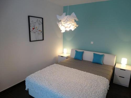 Apartment Adriana 2 (ground floor) in Musalez