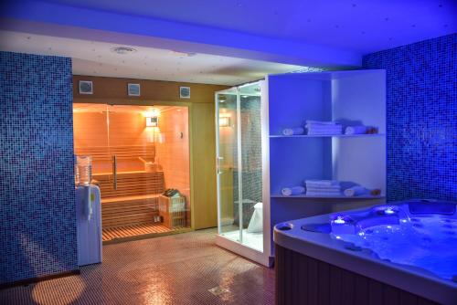 Padam Hotel & SPA - image 2