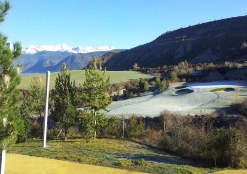 ALTA MONTAÑA - GOLF & RELAX - PIRINEO DE HUESCA - VALLE de TENA