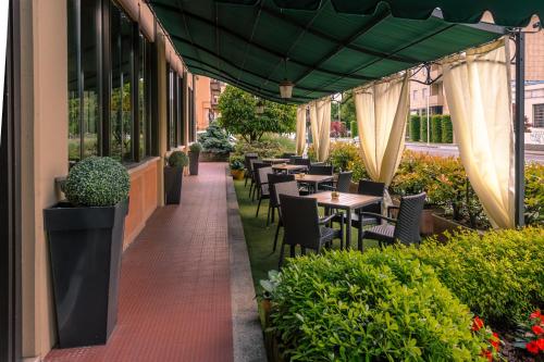 Hotel Ambasciatori - image 12