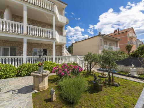 Apartments Theo - image 5