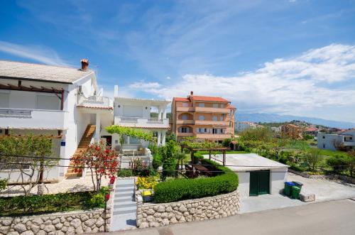 Apartments Mirjana - image 2