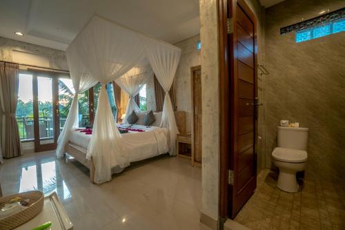 Adi Bisma Inn