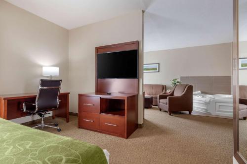 Comfort Suites Omaha East-Council Bluffs