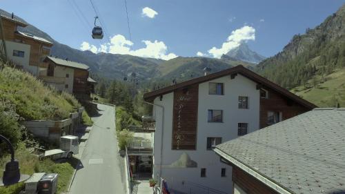 Hotel Plateau Rosa - image 5