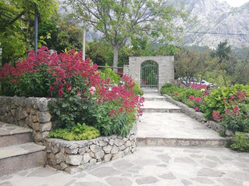 Villa Beloved near Baska Voda, private pool