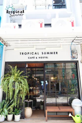 Tropical Summer Hostel