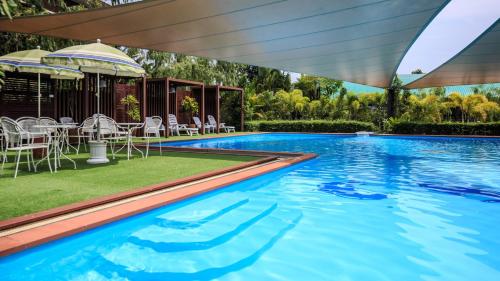 Nakhon Ratchasima Kwan Ruen Park 3-Star Hotel pool