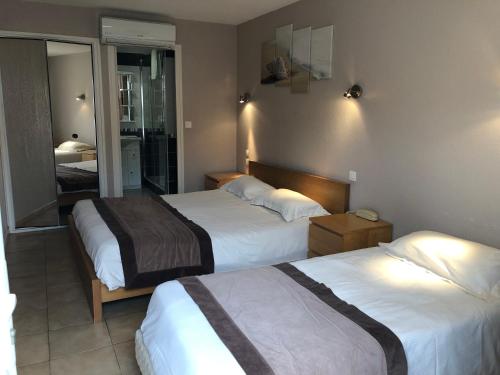 Logis Hotel le Mirador - image 11
