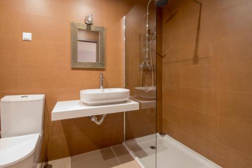 Apartamentos Rosa do Bairro Alto - image 5