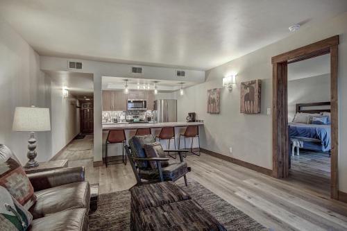 241C Mountain Side Condo in Frisco, USA
