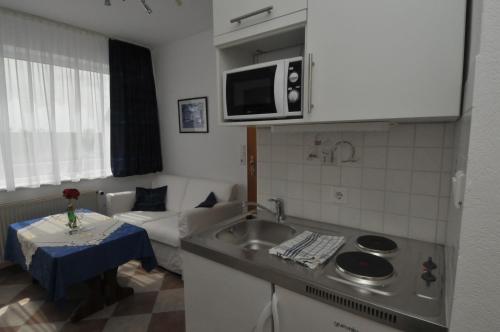 kuchyně, Apartmenthaus am Watt Busum in Busum