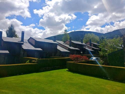 Garden, Preciosa casa adosada con piscina in Le Boulou