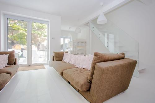 5 Storey 5 Bedroom House In Kilburn, , London