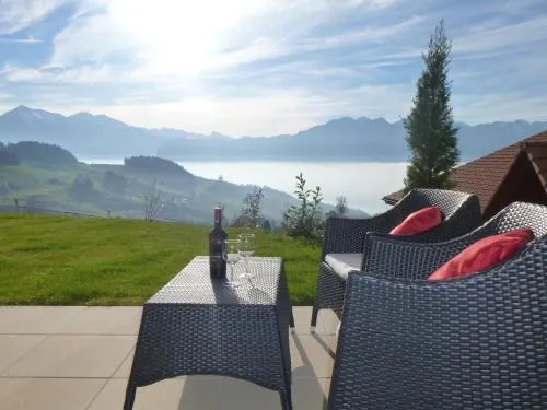 Panorama Lodge Goldiwil in Goldiwil, Schweiz