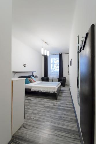 Modern Apartment Skolska 20 - image 14
