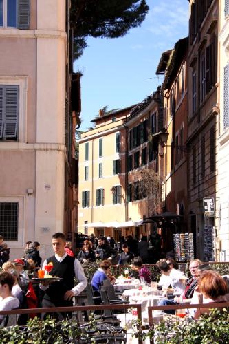 Domus31 - Luxury House in Trastevere - image 4