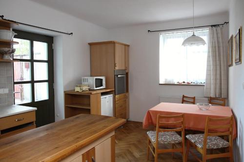 Ubytování na statku (Ubytovani na statku) in Vědomice