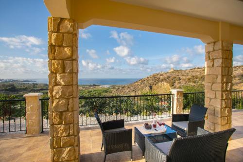 Villa Blue Jadeite, Peyia (photo 9)