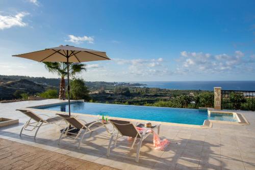 Villa Blue Jadeite, Peyia (photo 5)