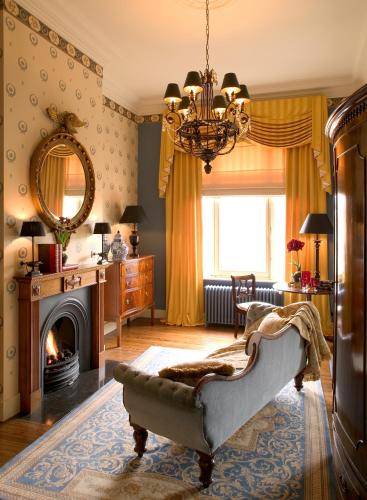 Brugsche Suites - Luxury Guesthouse