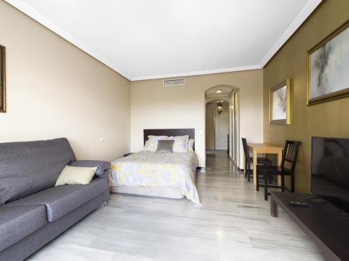 Studio with Sea View in Medina Garden - Puerto Banús - image 3