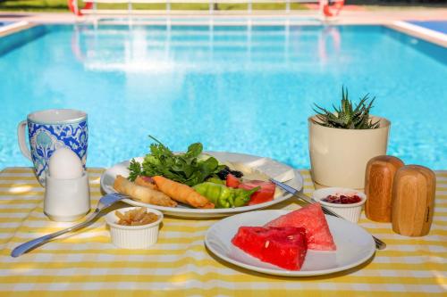 Dedeminn Garden Hotel - image 5